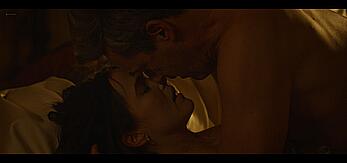 Actress - Zoey Deutch, Jennifer Aniston: Movie - Gail Daughtry and the Celebrity Sex Pass